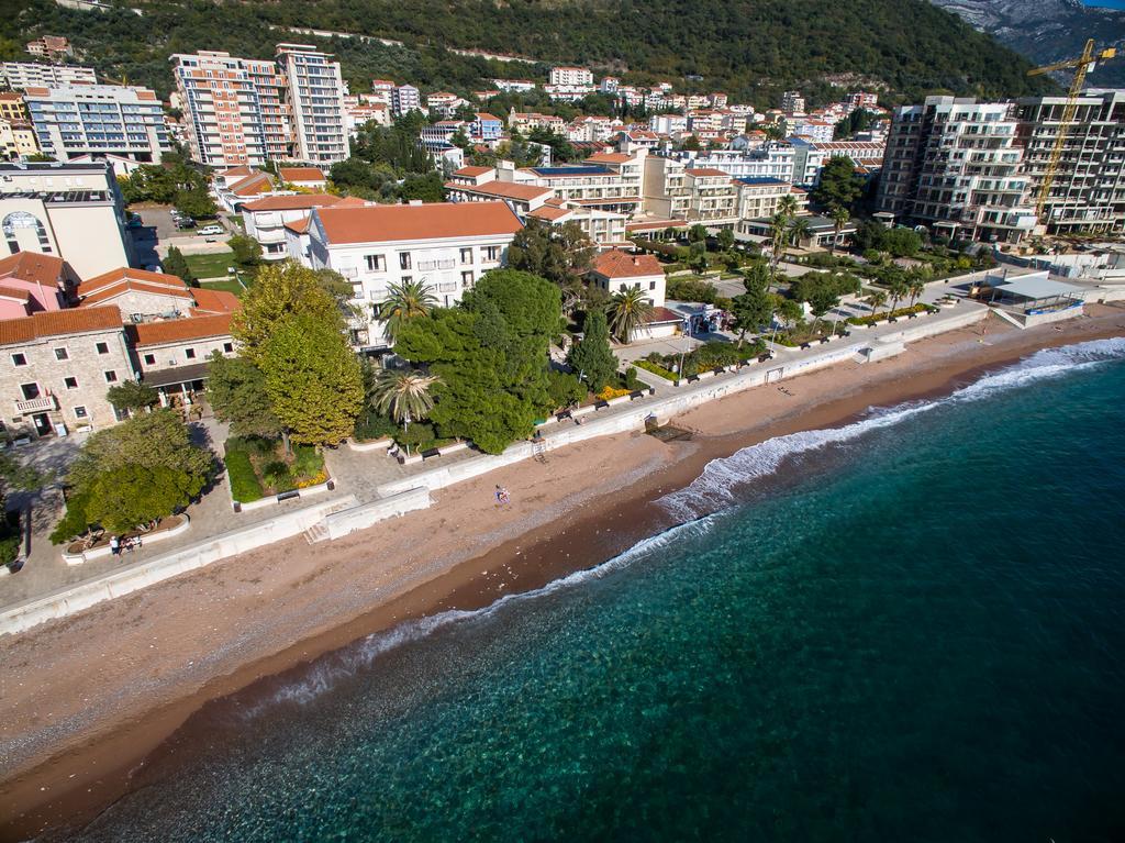 De Lux Apartments Petrovac Exterior photo