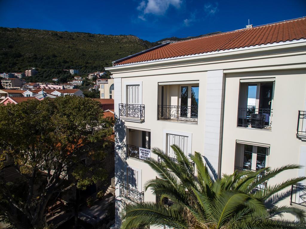 De Lux Apartments Petrovac Exterior photo