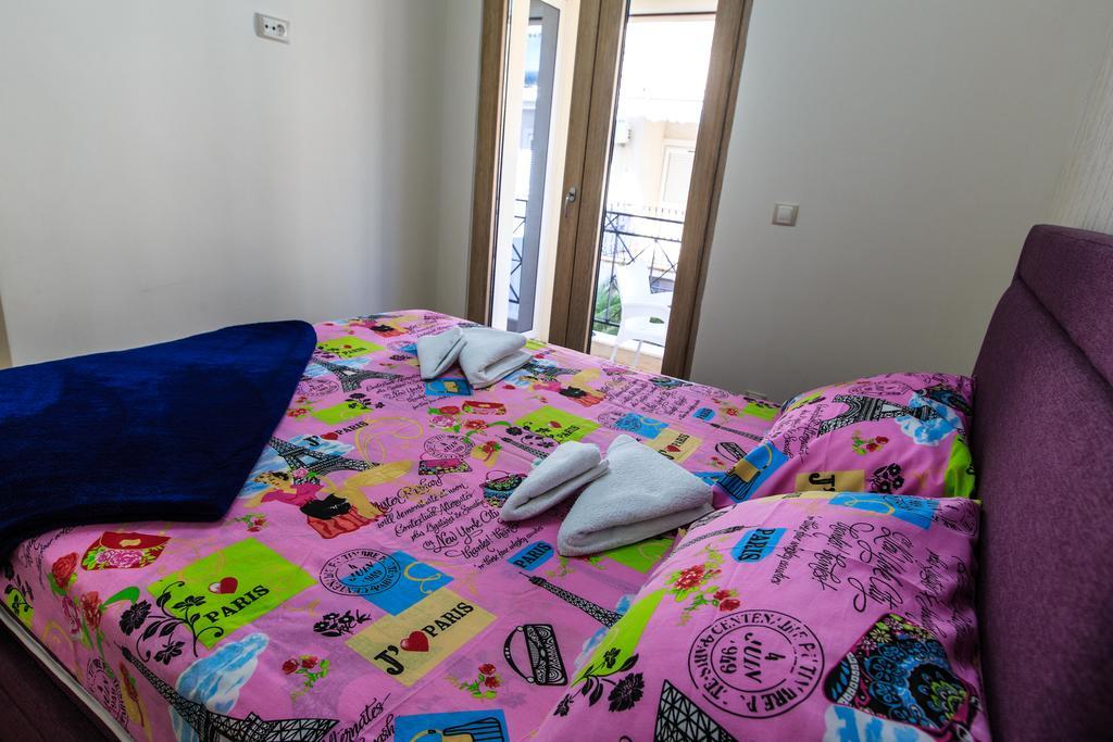 De Lux Apartments Petrovac Exterior photo