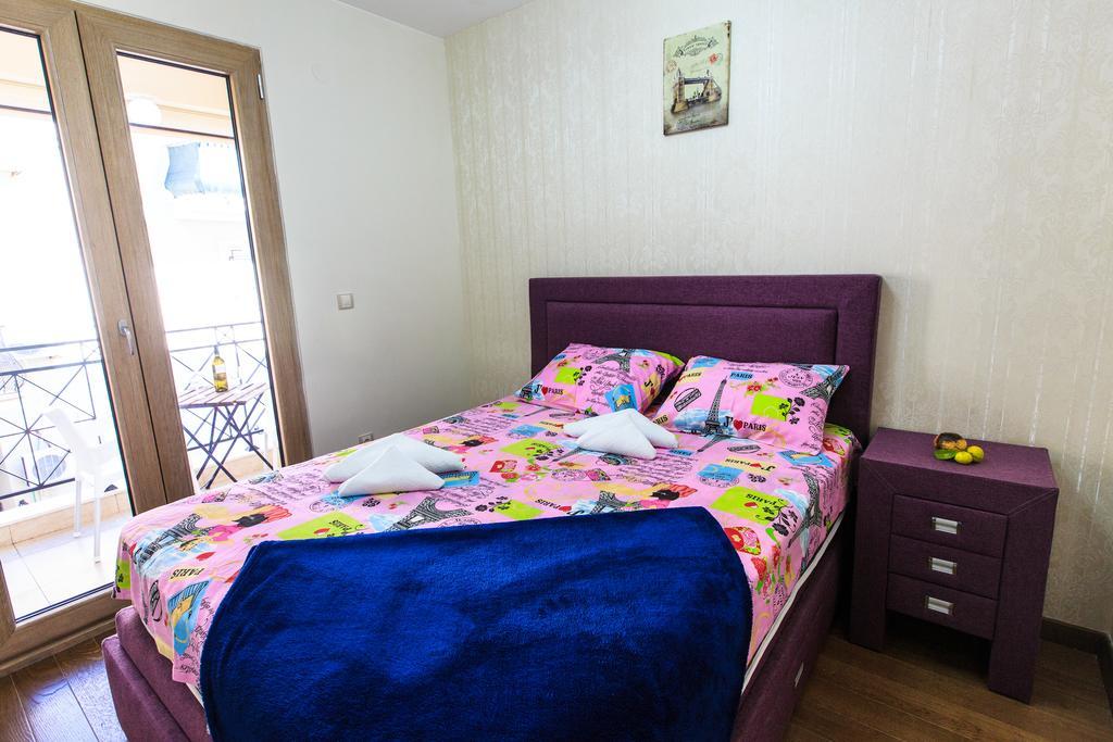 De Lux Apartments Petrovac Exterior photo