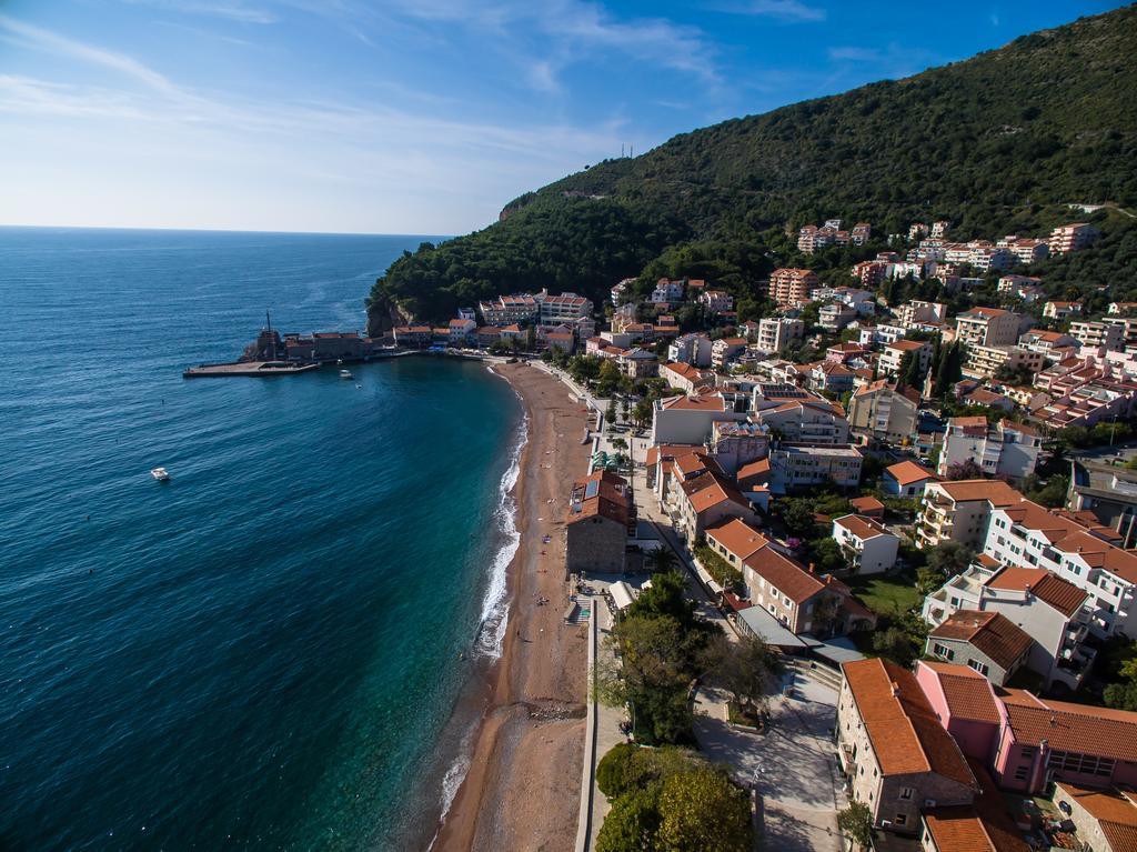 De Lux Apartments Petrovac Exterior photo