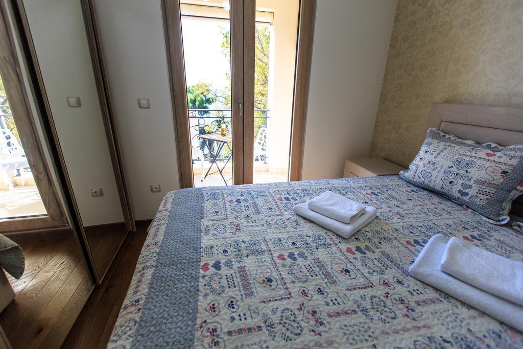 De Lux Apartments Petrovac Exterior photo