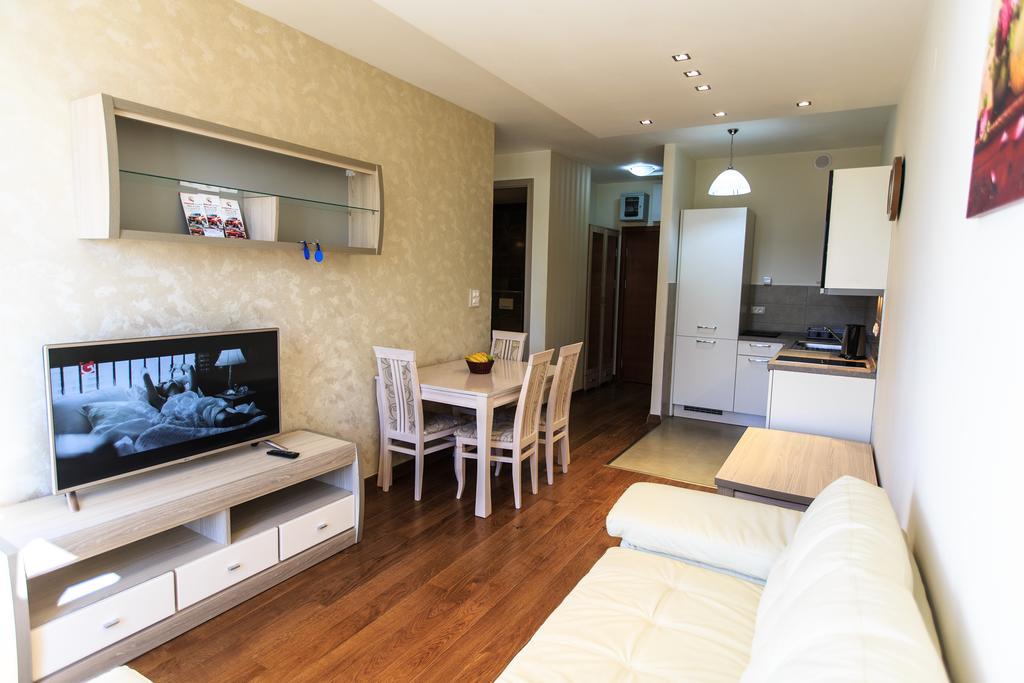 De Lux Apartments Petrovac Exterior photo