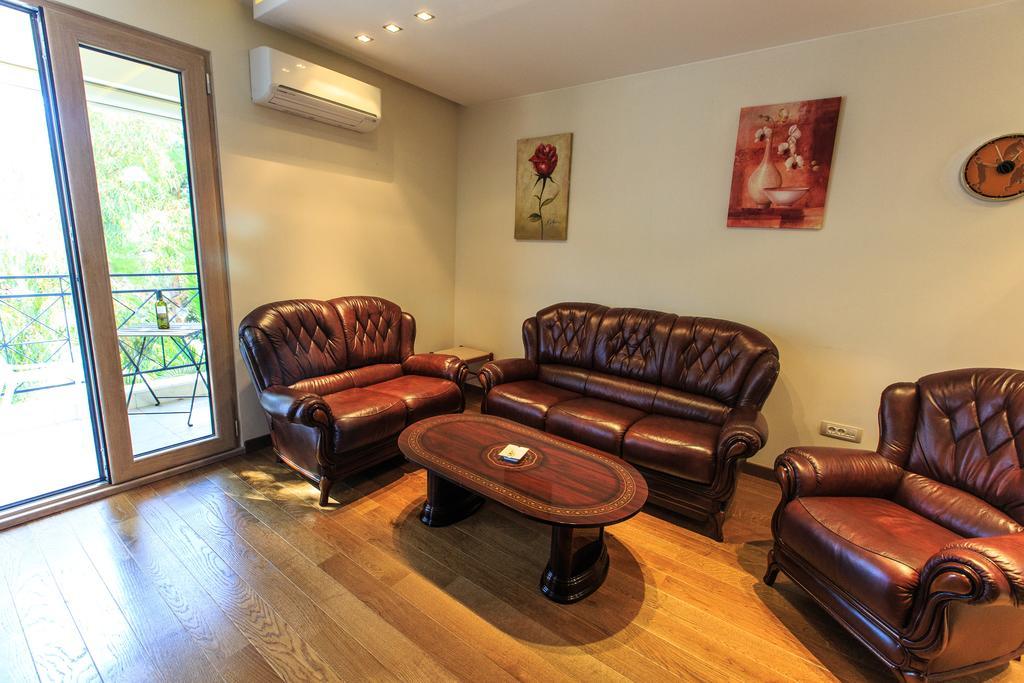 De Lux Apartments Petrovac Exterior photo